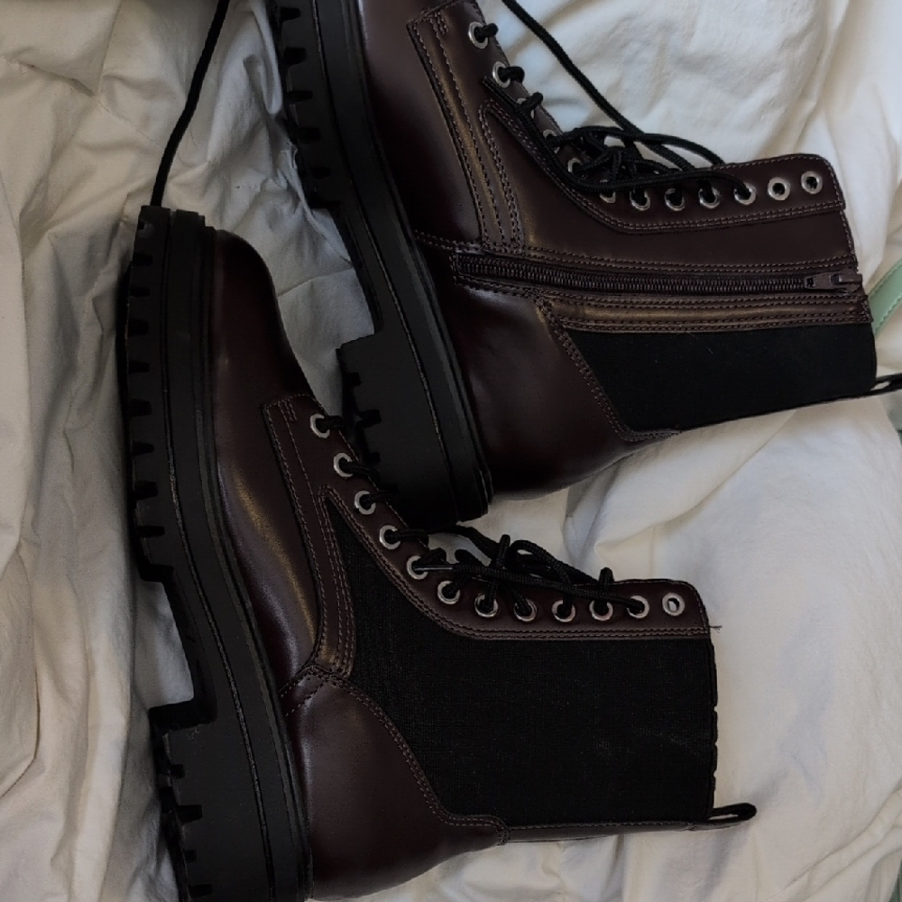 No Boundaries Dark Burgundy? Combat Boots Women's - Picture 4 of 6